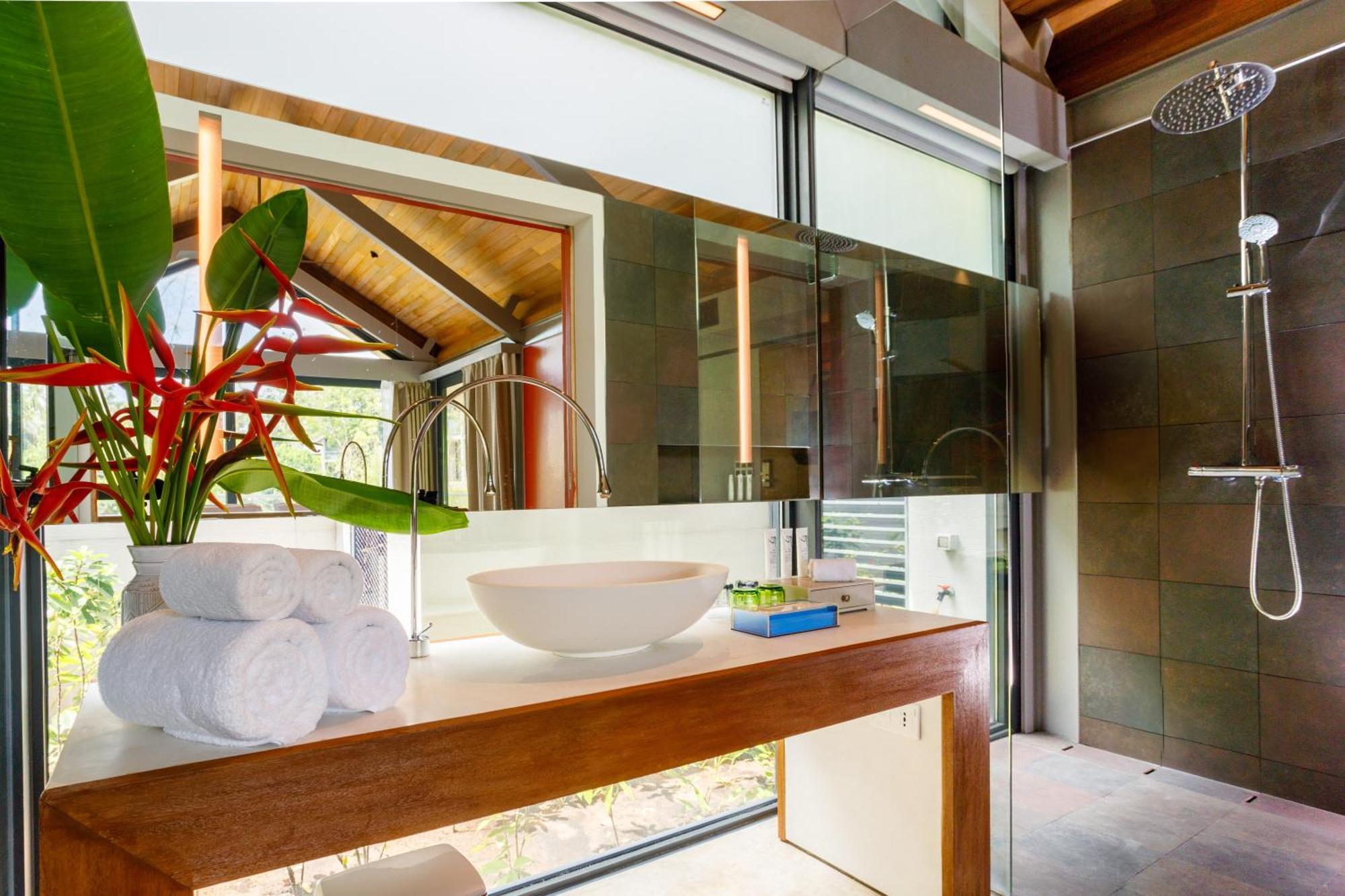 Villa Escape Burasari Phuket Buitenkant foto